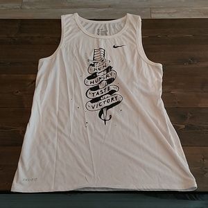 Nike run tank top athletic fit